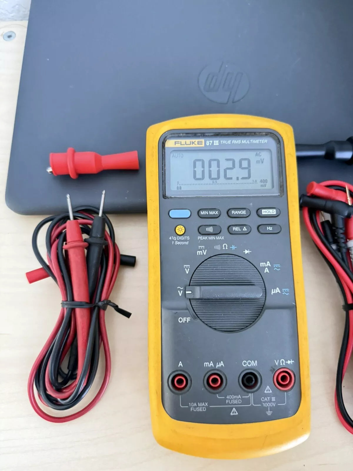 FIUKE 87 III True RMS Digital Multimeter with Leads