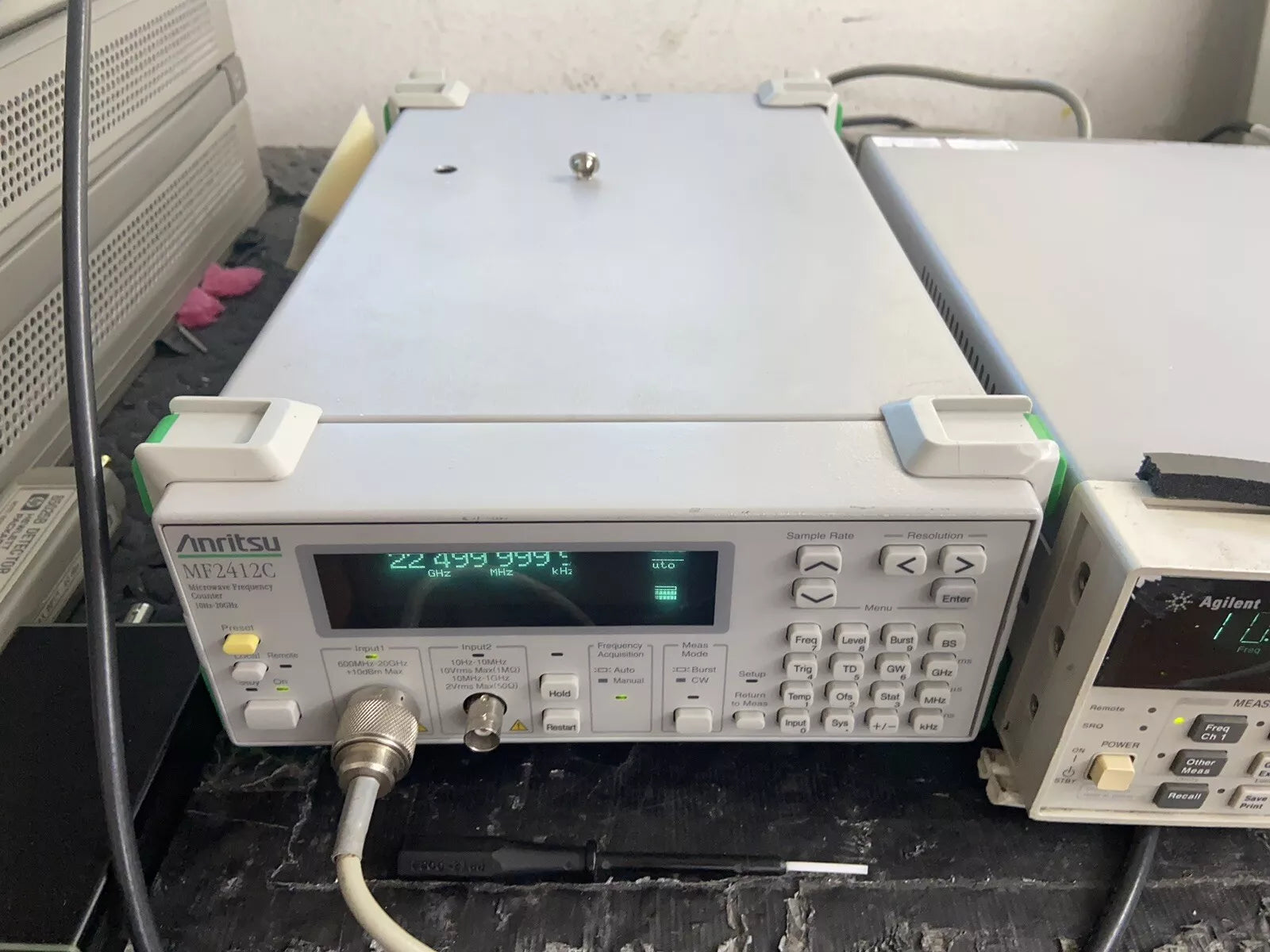 Anritsu MF2412C Microwave Frequency Counter 10Hz - 22.5GHz NIST Cal'd Opt 2