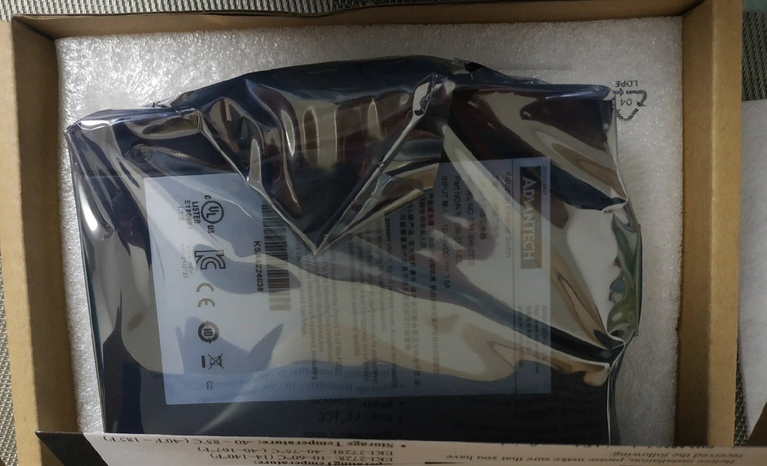 EKI-2728 Industrial Switch