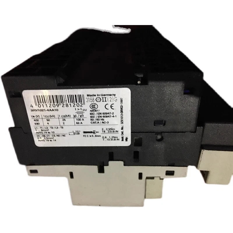 Siemens 3RV1021-4DA10 Circuit Breaker: 10 Amps, 3 Poles, Motor Protection