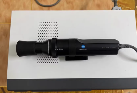 1pcs Konica Minolta CA-310, Color analyzer with a probe