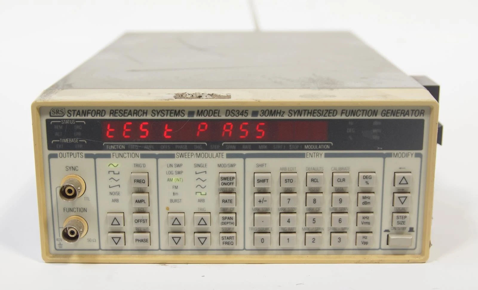 Stanford SRS Model DS345 30 MHz Digital Function Generator