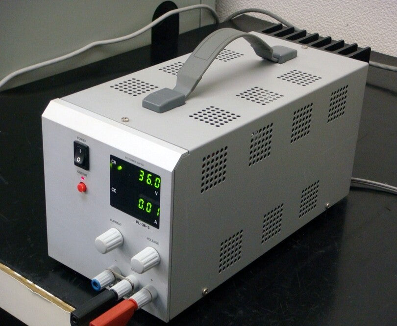 MATSUSADA 36V 3A DC Power Supply