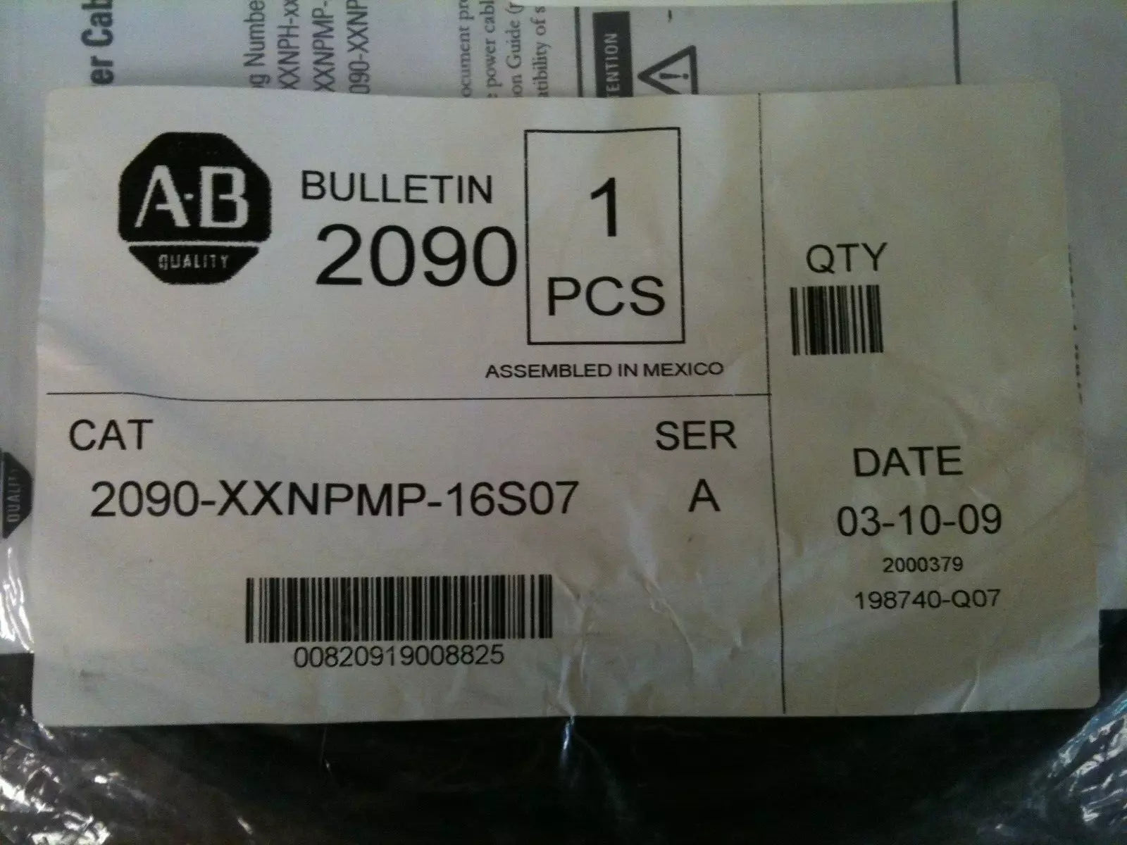 Allen Bradley 2090-XXNPMP-16S07 Kinetix Servo Motor Power Cable, 7M