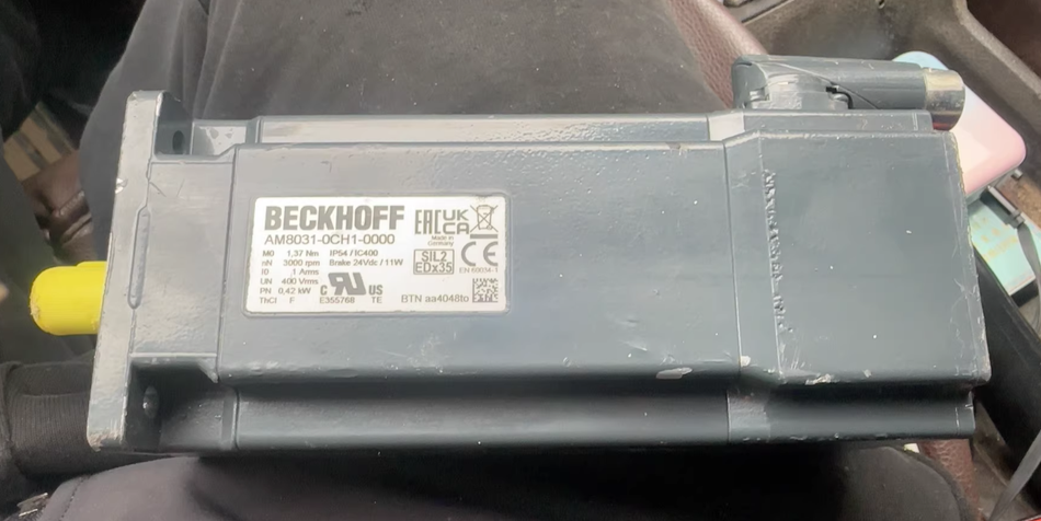 Beckhoff AM8031-0CH1-0000 Servo Motor