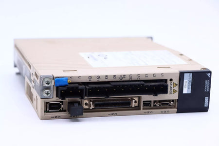 Yaskawa SGDV-2R8A01A002000 Sigma-V Series Servo Drive