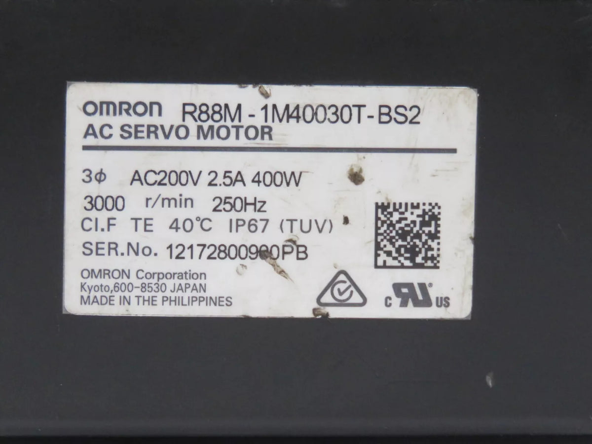 Omron R88M-1M40030T-BS2 Servo Motor Absolute Encoder 200 VAC