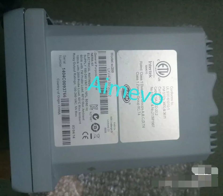 HACH General Purpose Analyzer LXV404.99.00552 SC200 Controller USED