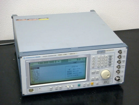 Rohde&Shwarz SMIQ03 300kHz-3.3GHz Vector Signal Generator W-CDMA