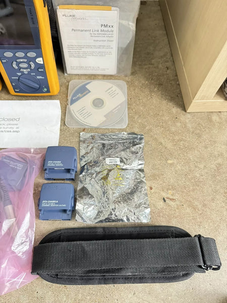 Fluke Networks DTX-1800 Cat6 Cat6a Cable Tester Analyzer Kit