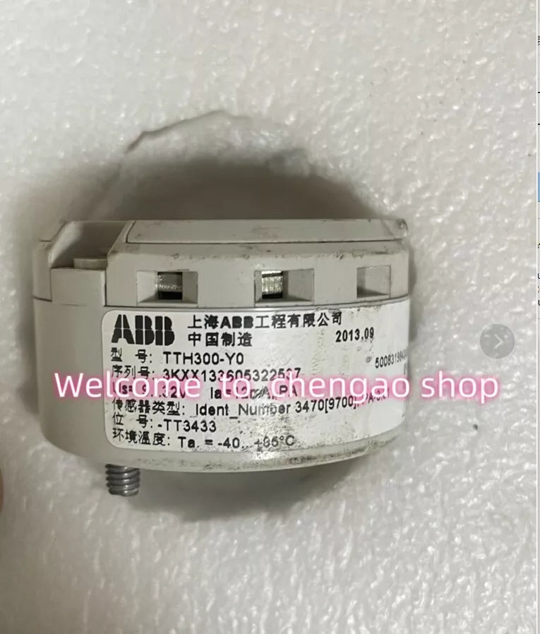 1 PC USED TTH300-Y0 Temperature Transmitter TESTED #B1440R CL