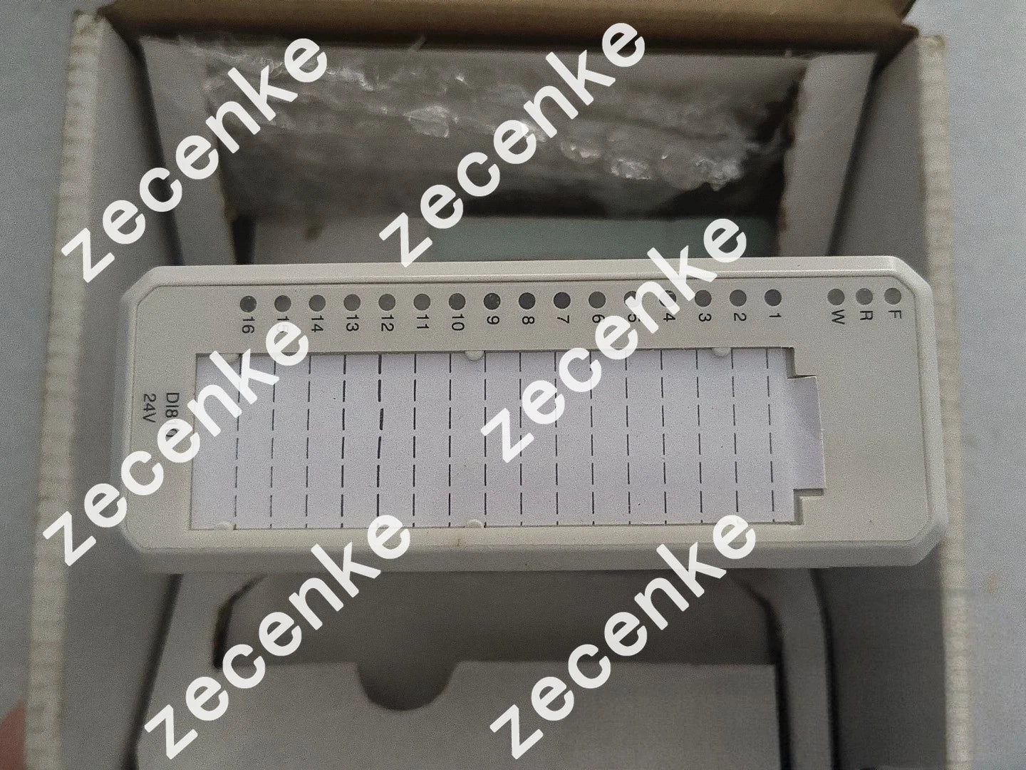 ABB 3BSE008508R1 PR: G DI810 Digital Input Module Termination Unit 24V 16ch