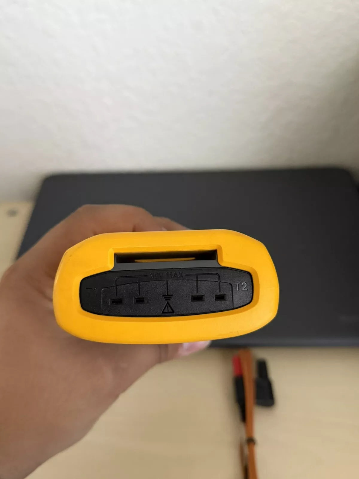 Fluke 54 II Digital Thermometer with Probe