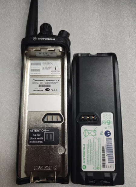 1pcs MOTOROLA Walkie-talkie XTS 5000,FPP hand-set frequency,U full band,380-470