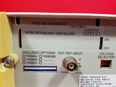 Fluke PM6669 Universal Frequency Counter (POWERED ON) SM754874