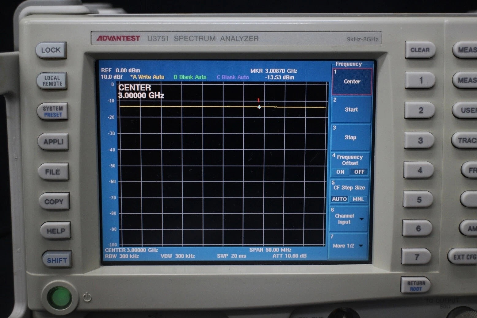 ADVANTEST U3751/74 8GHz Spectrum Analyzer 3GHz TG