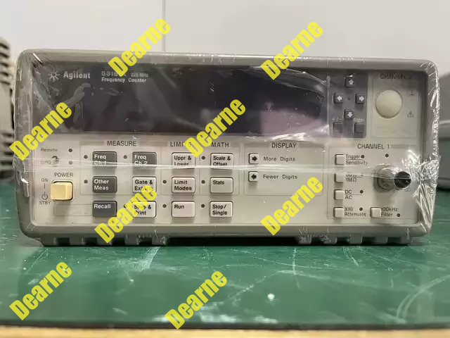 Universal Frequency Counter 225MHz by Keysight