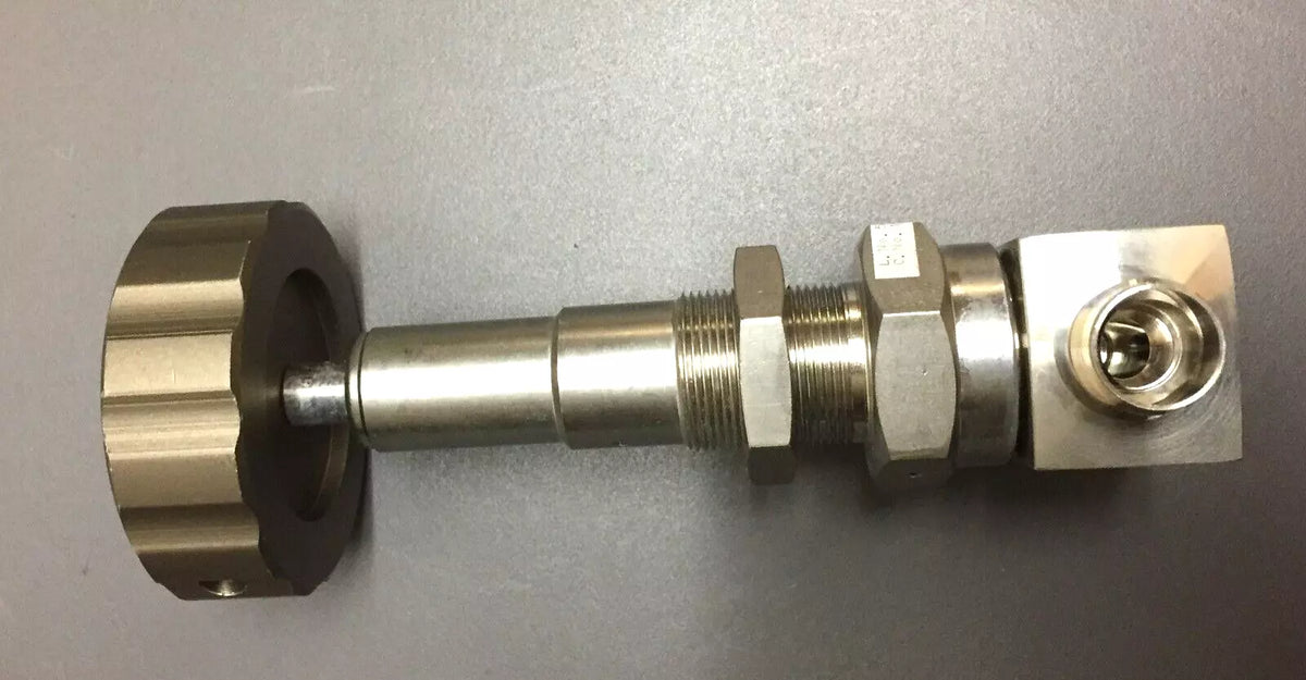 Fujikin 316 Dual Flow Valve with Regulate Knob 1/4, 9.52