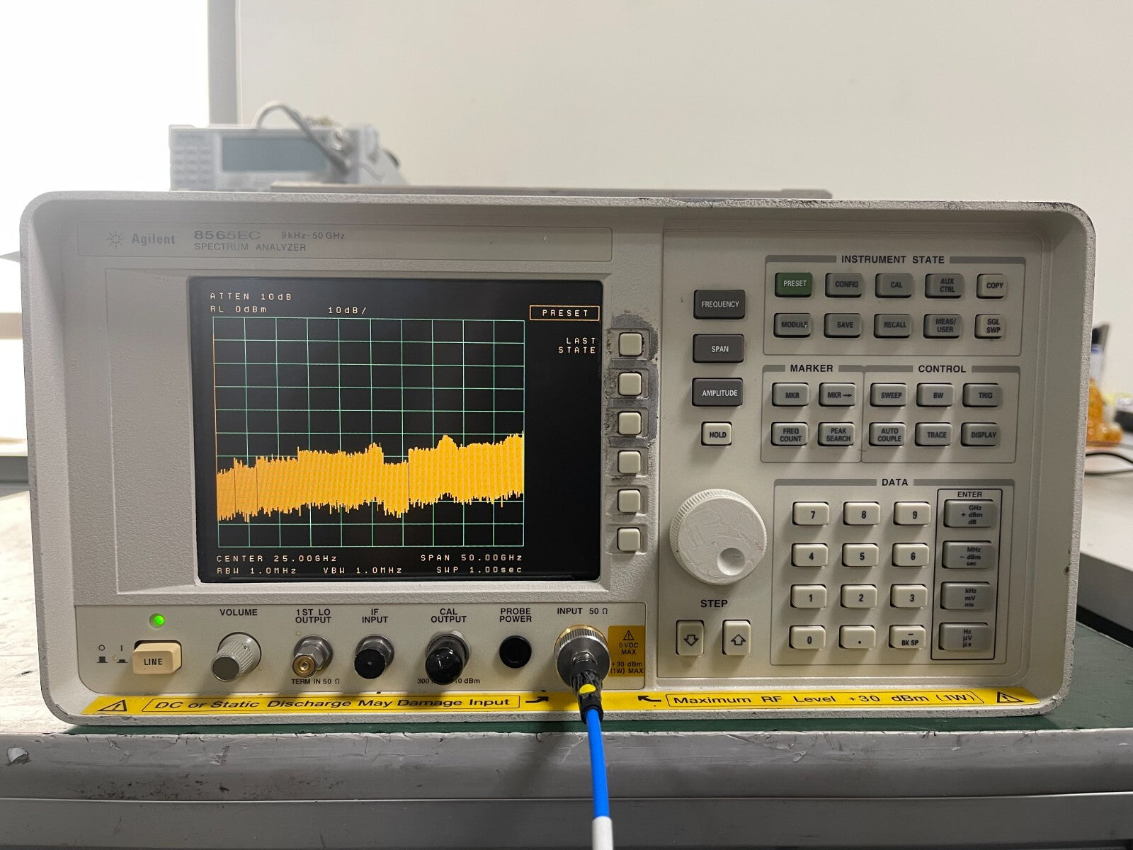 Agilent 8565EC 9KHz - 50GHz Spectrum Analyzer w/ 85620A module, 007_0447