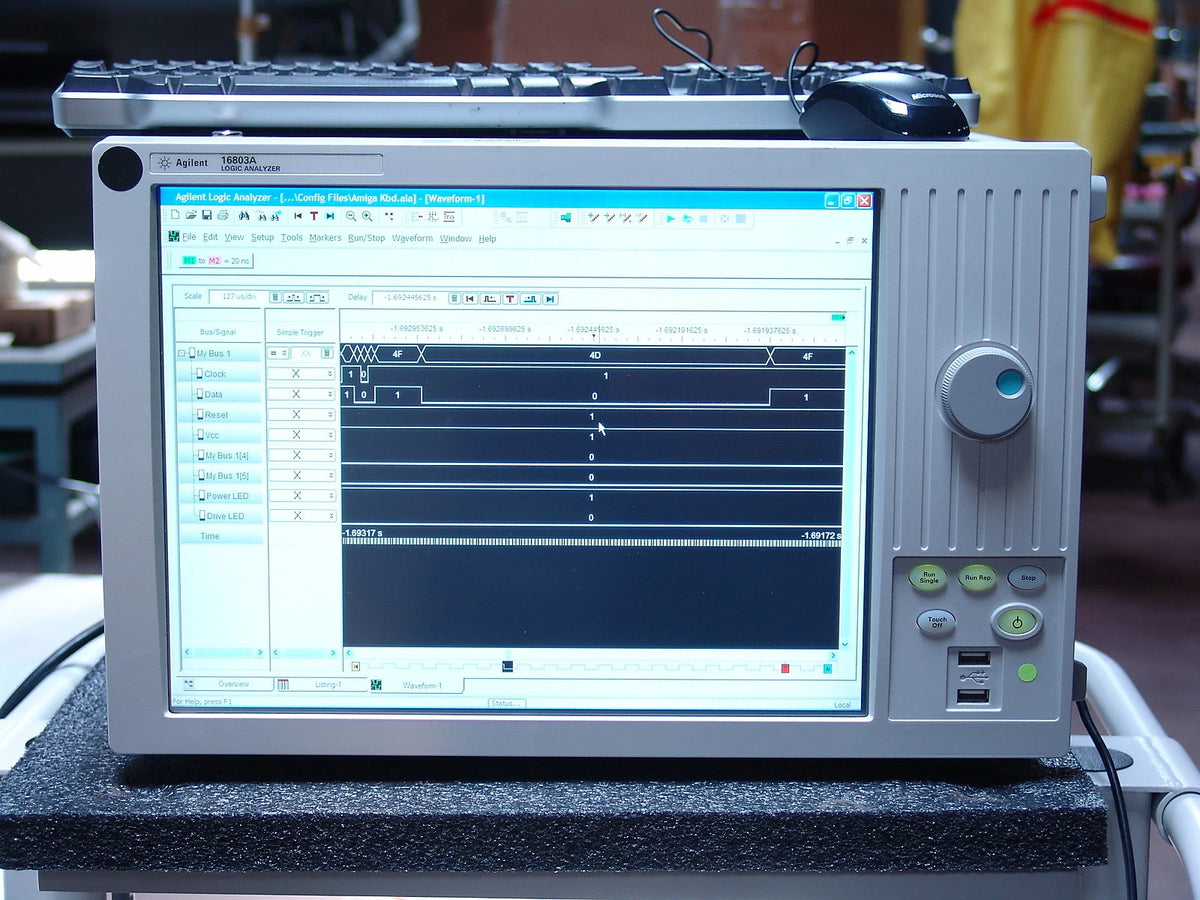 Agilent 16803A logic analyzer