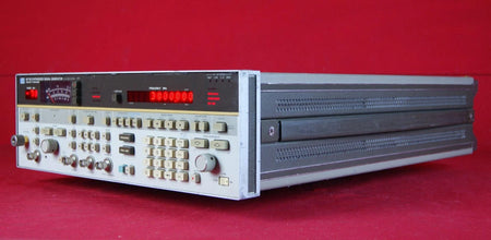 HP Agilent Keysight 8673B-008 270801001 Synthesized Signal Generator