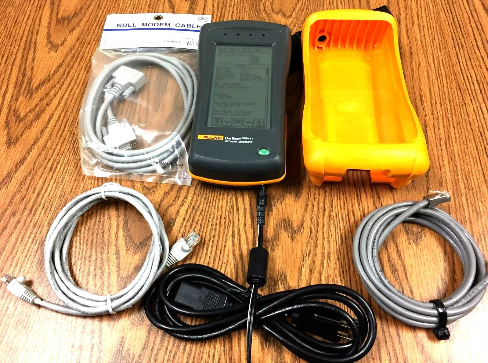 Fluke OneTouch Series II 10/100 Network Assistant with Battery & Power Adapter