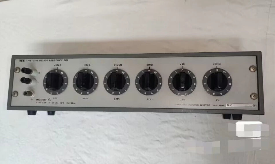 YOKOGAWA 2786 Resistance Decade Box Max 250V from 0.1 to 1,111,110 Ohms Used