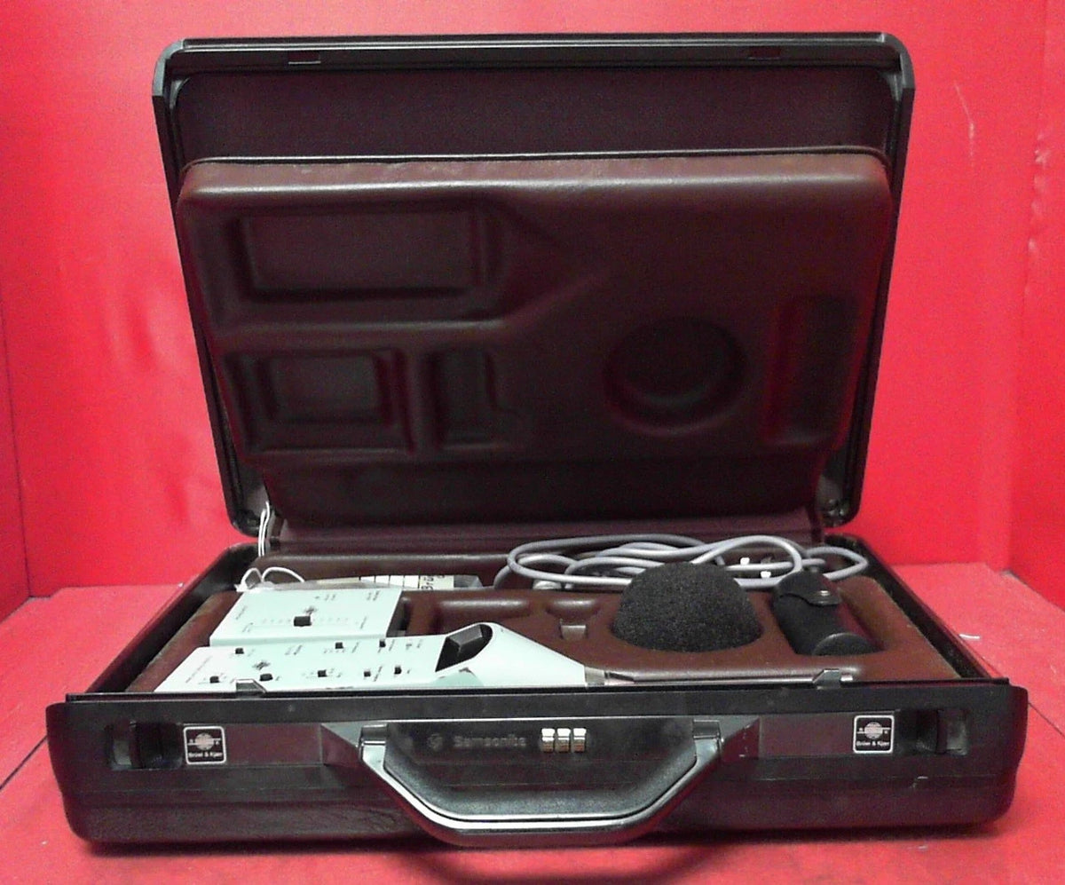 Bruel & Kjaer 2235 1244369 Sound Level Meter Kit