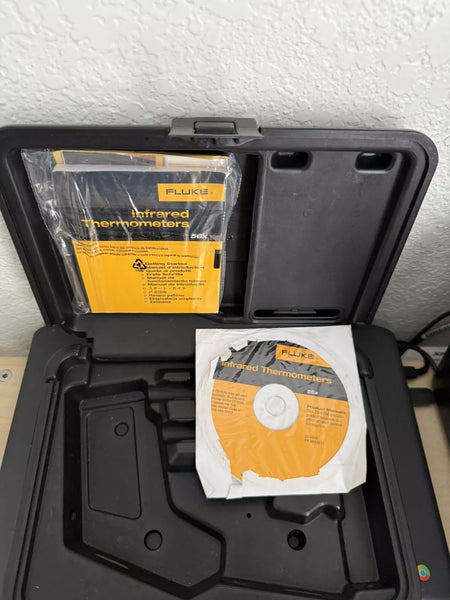 Fluke 568 IR Thermometer with Case and Manual