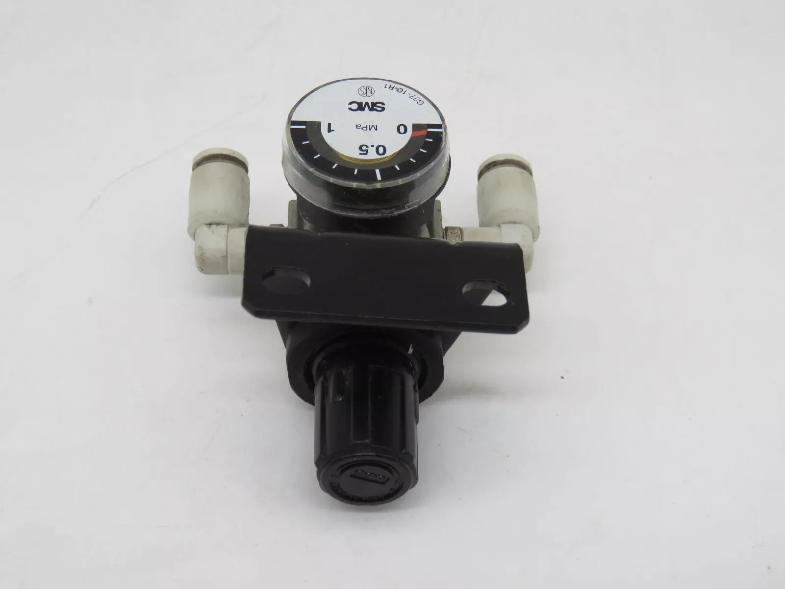 SMC AR10-M5BG Pneumatic Regulator Series AR