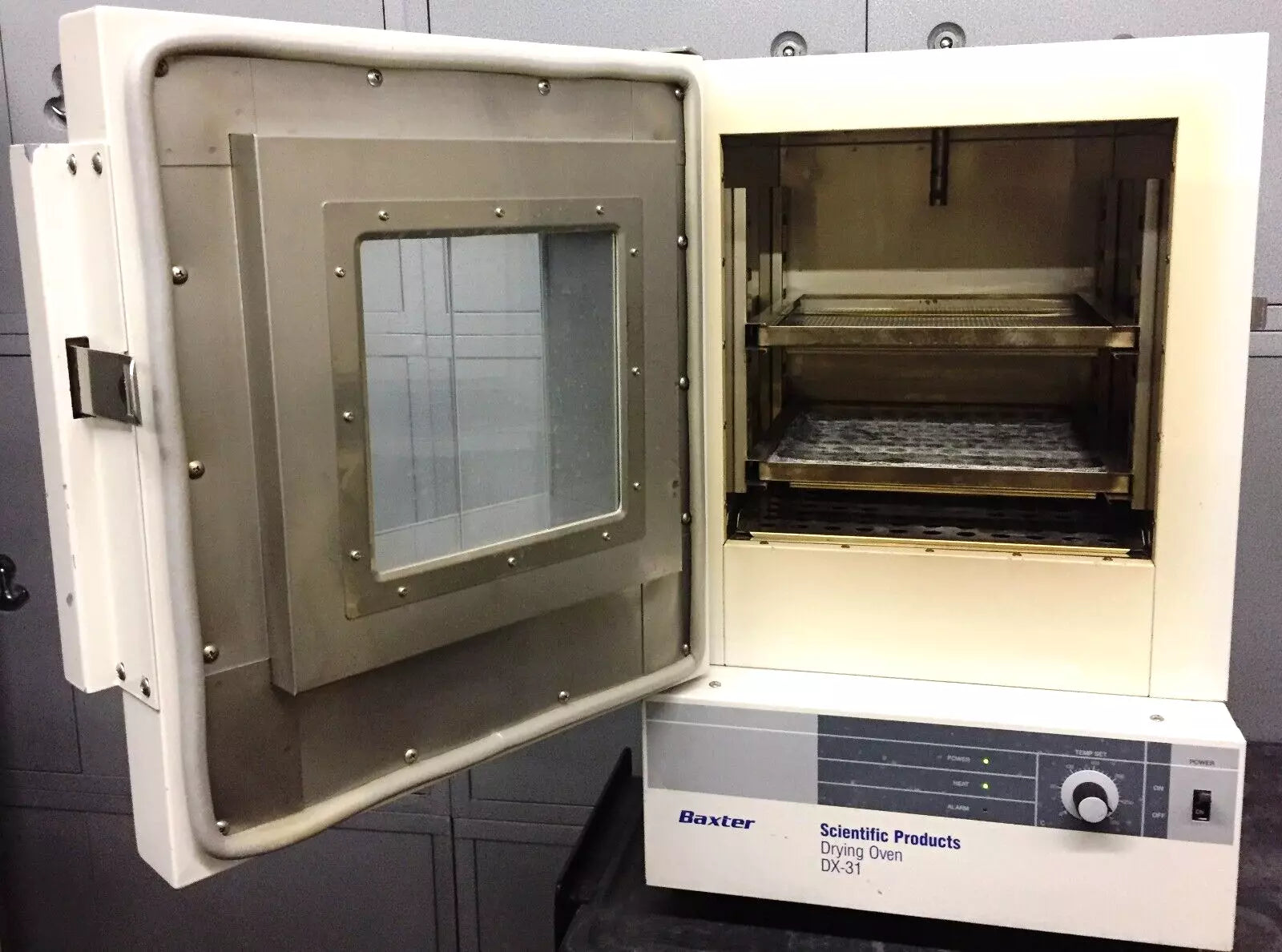 Baxter DX-31 Drying Oven with Max 300°C