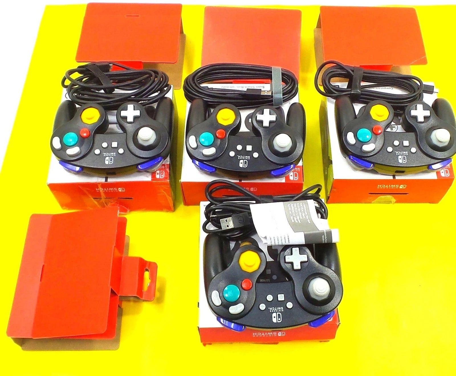 LOT OF 4 NINTENDO SWITCH Wired controller 15707843-01 - Free Shipping