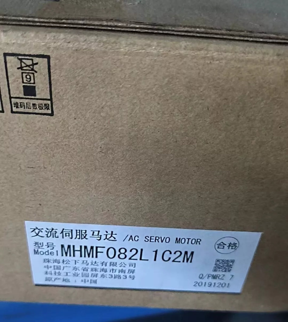 1PC f Panasonic MHMF082L1C2M New/