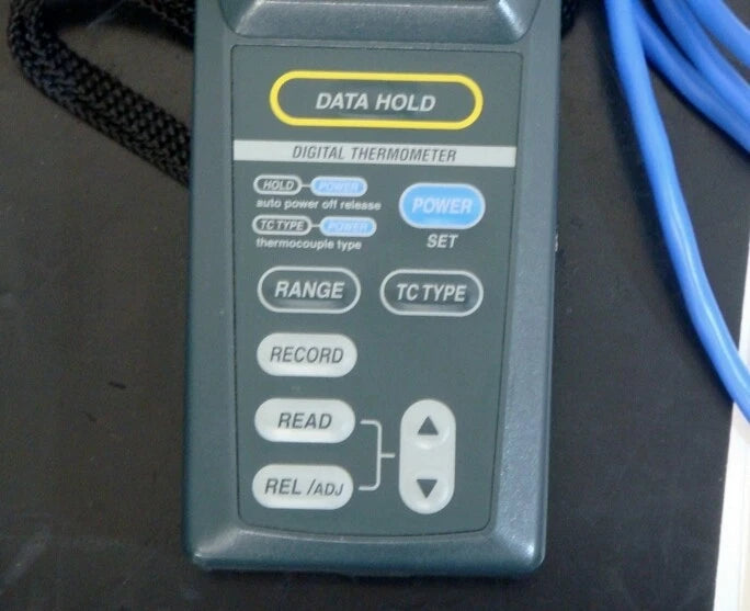 YOKOGAWA TX-10 (02) -20-+250C Digital Thermometer