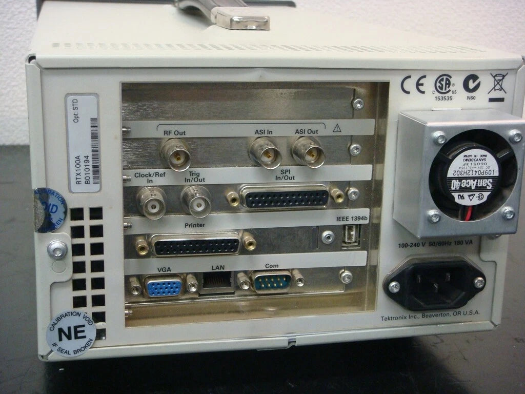 Tektronix RTX100A ISDB-T RF Generator