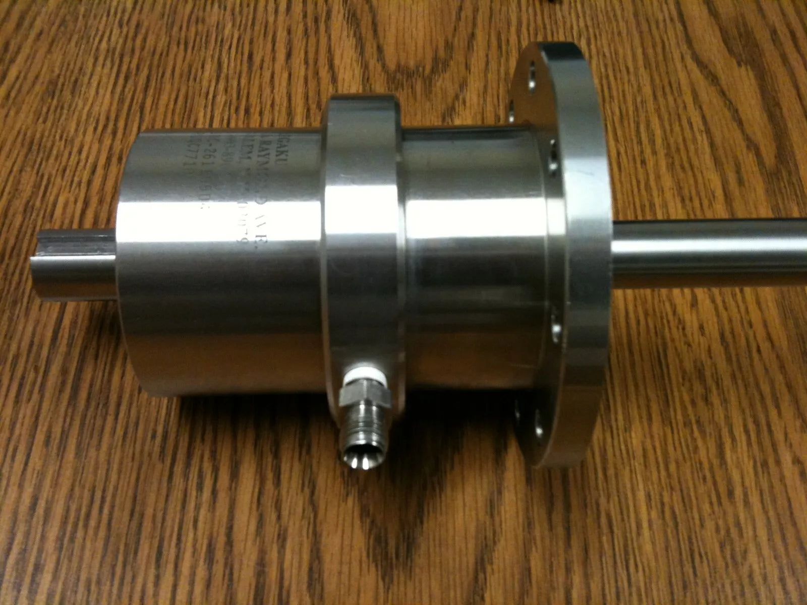 Rigaku 10C-26110504 Vacuum Rotary Feedthrough High Torque