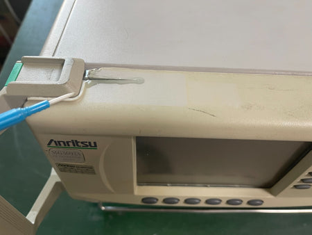 Anritsu MG3692A CW Signal Generator 10MHz to 20GHz w/ Opt. 2F ,4 ,11 ,16 _1004