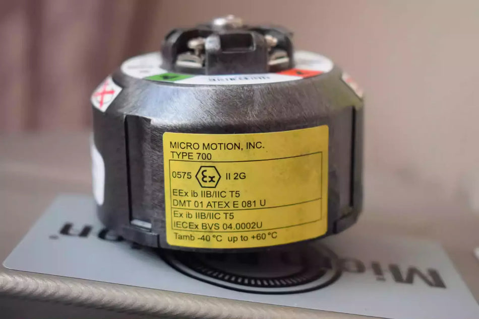 EMERSON MICRO MOTION TYPE 700 SIGNAL PROCESSING DEVICE V3.3///
