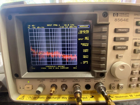 HP Agilent 8564E/EC 20Hz-40GHz with Color LCD, Opt. 6, 7, Calibrated