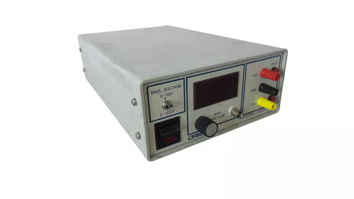 ORIEL 70704 Photodiode Power Supply 