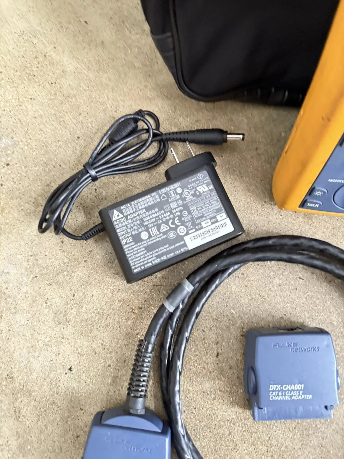 FLUKE Networks DTX-1800 DTX Cable Analyzer Kit (Tested)