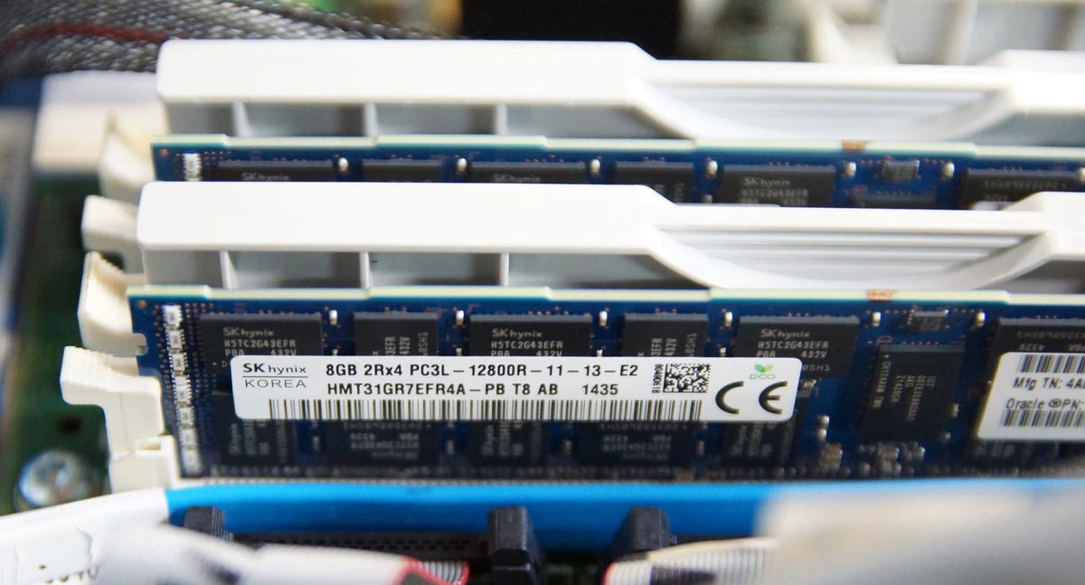 Sun Oracle SPARC T4-1 Server 1x 8Core 2.85 GHz CPU,  64GB RAM, 1x PSU