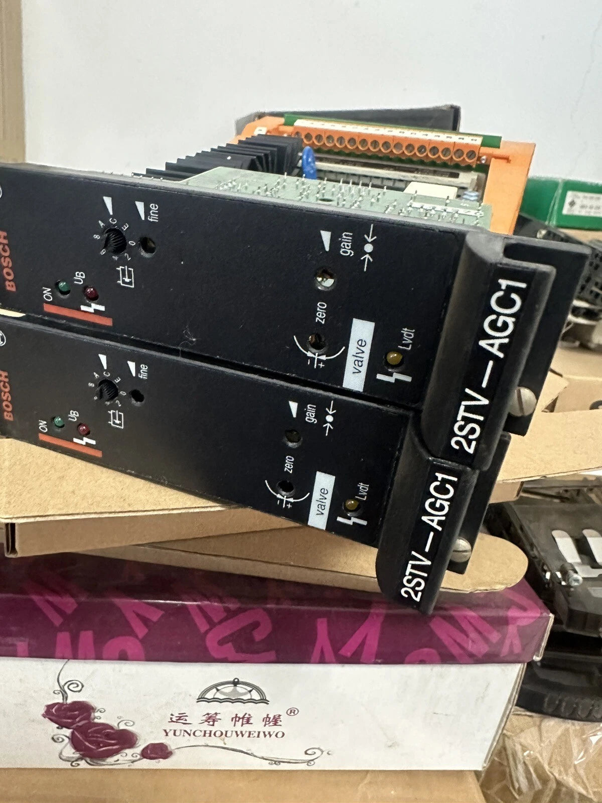 2STV-2GC1-0811405068 Security Camera System with 8 Cameras and Remote Access