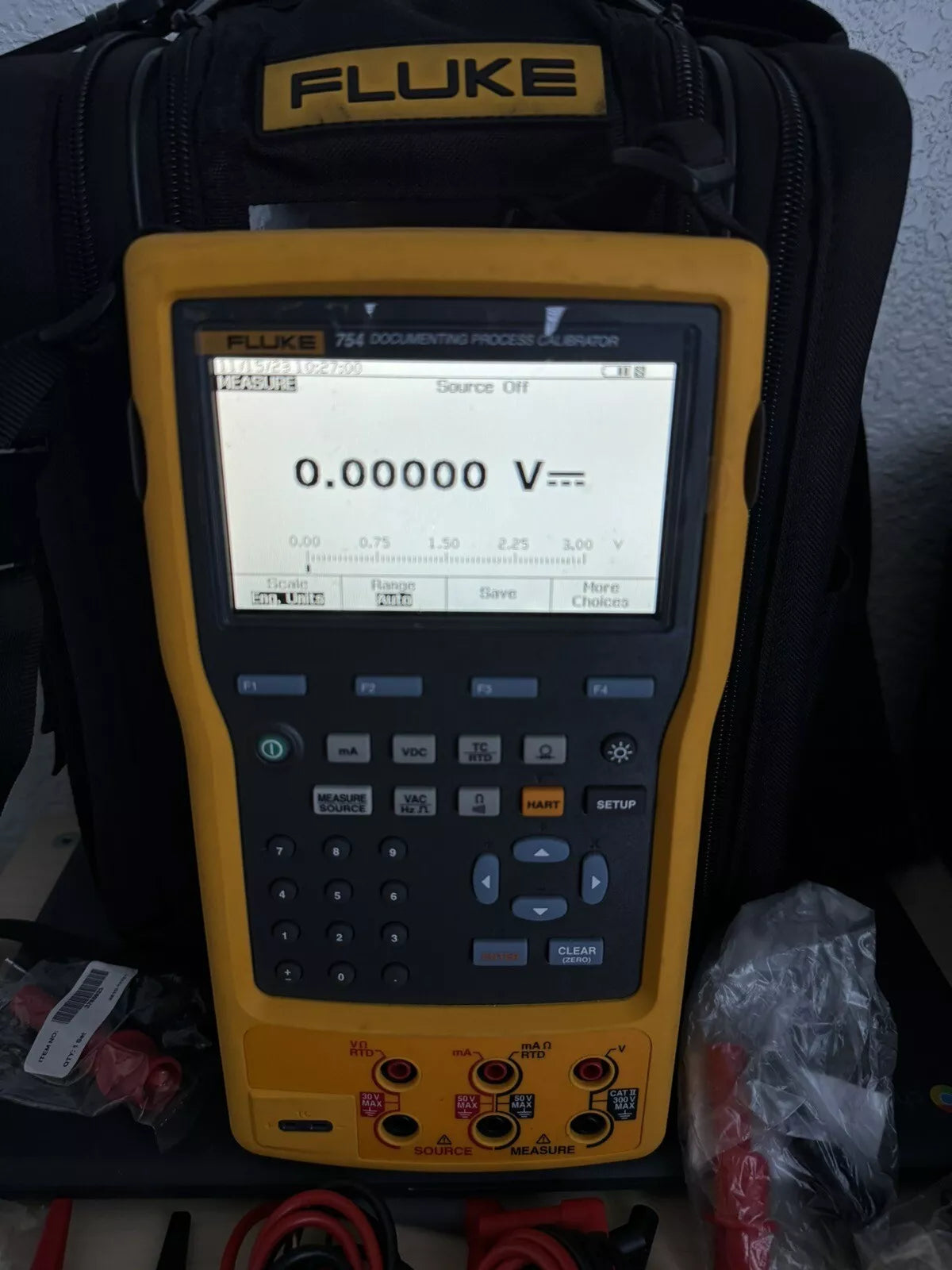 Fluke 754 Documenting Multifunction Process Calibrator (Calibrated 2023-2024)