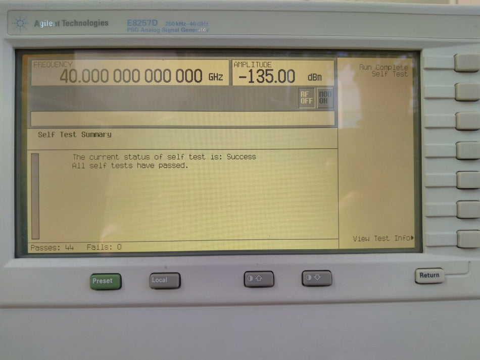 Agilent E8257D PSG 250KHz to 40GHz Microwave Signal Generator w/ 1E1 , 540, UNT