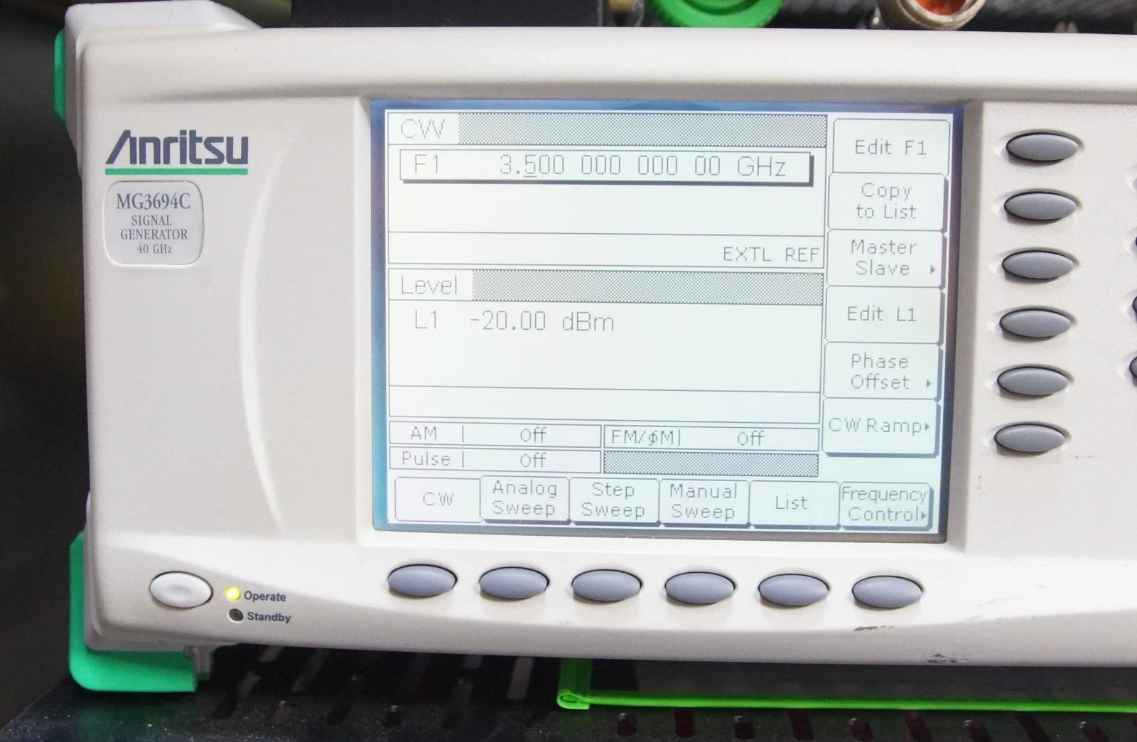 Keysight Agilent N9020A 10 Hz to 3.6 GHz MXA Signal Analyzer with Options