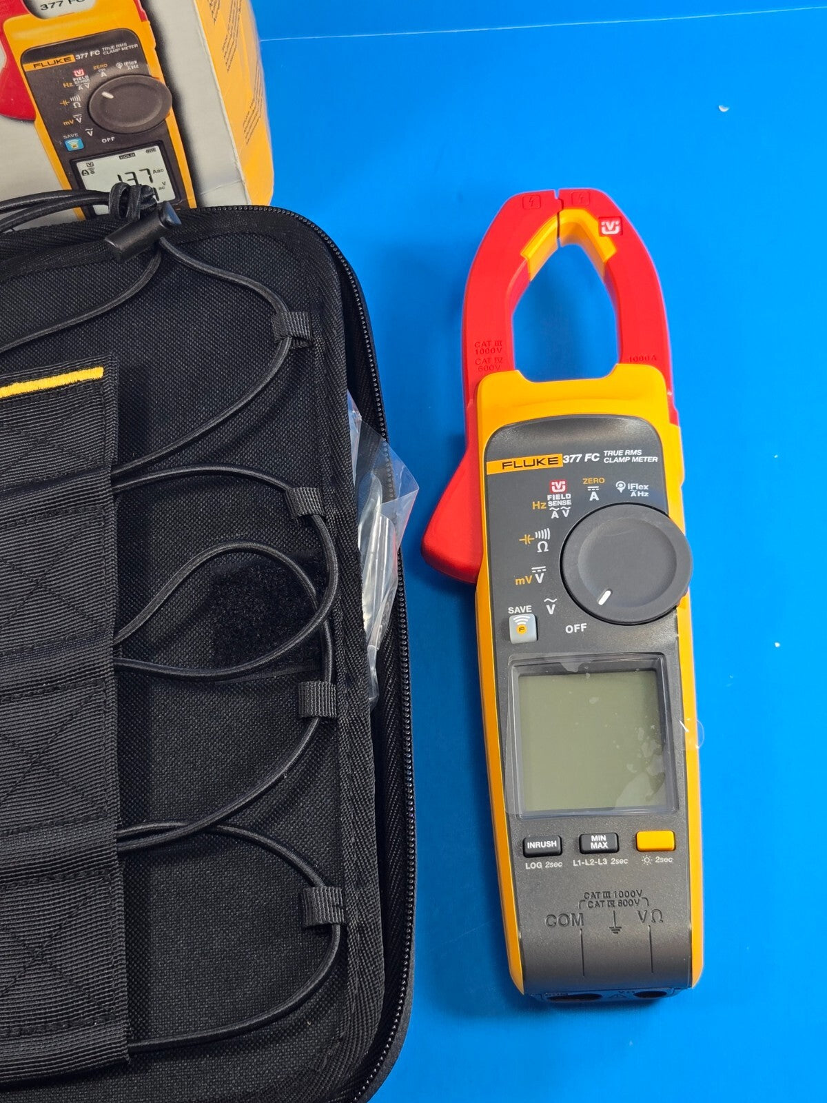 Fluke 377 FC Non-Contact Voltage Clamp Meter