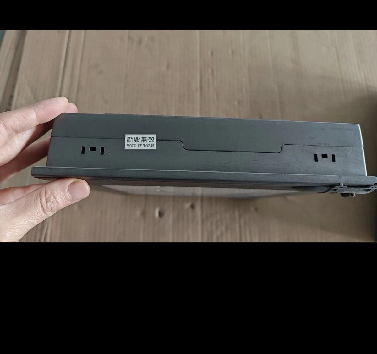 PL104-VST3A-F1 R1