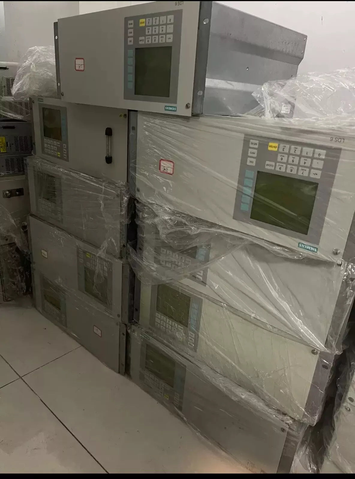 7MB6121-0CF00-0XX1 Industrial Control Power Supply Module