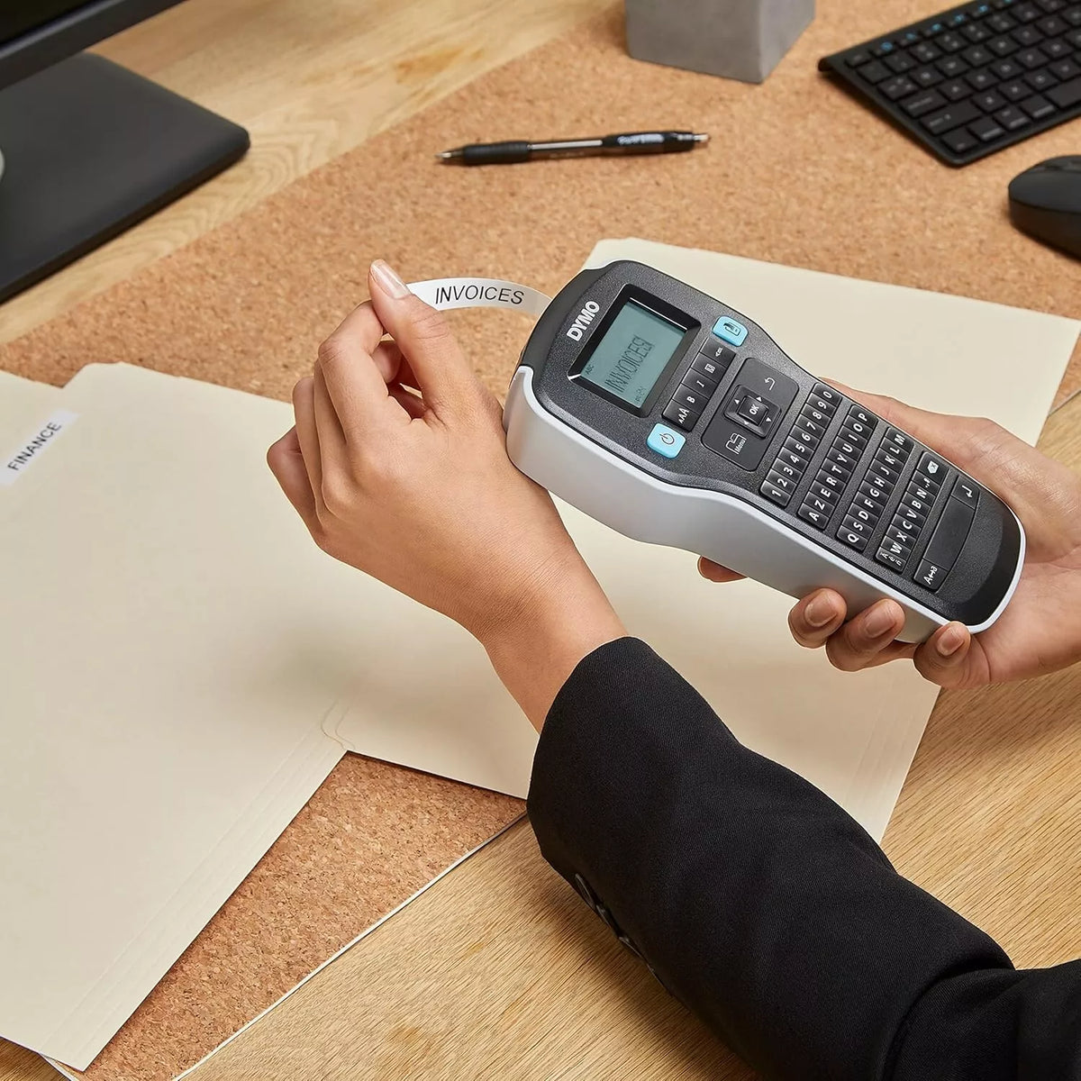 Dymo Label Manager 160 Handheld Label Maker with QWERTY Keyboard